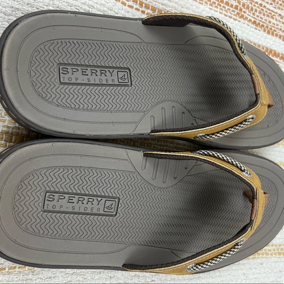 NEW MEN'S SPERRY PENSACOLA THONG FLIP-FLOPS 🤎 - Picture 4 of 7